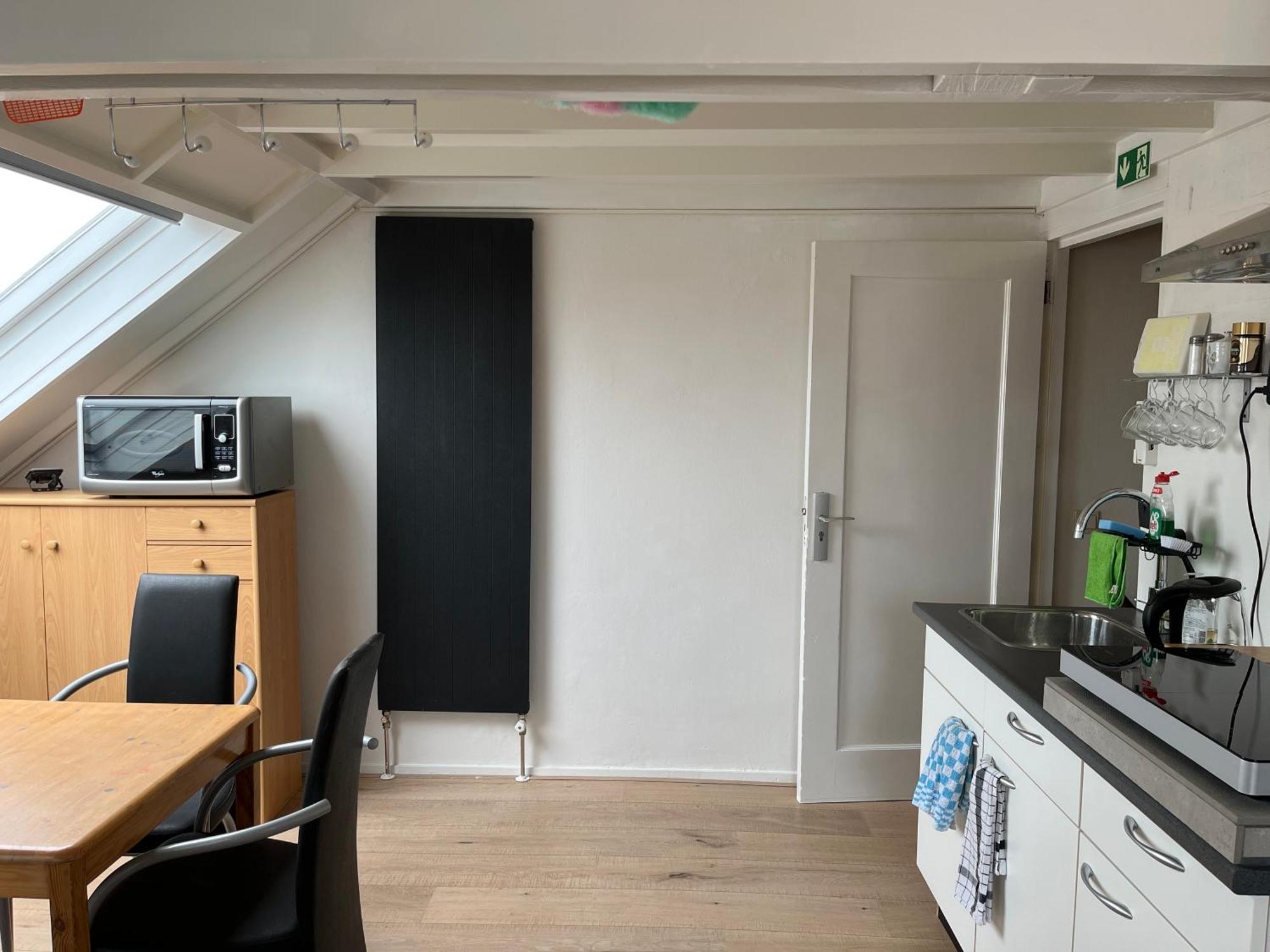Zolderstudio Dichtbij Goffert Met Eigen Badkamer En Wc, Eigen Keuken, Eigen Ingang Nijmegen Exteriér fotografie