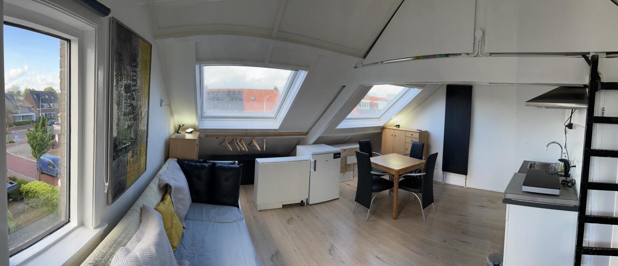 Zolderstudio Dichtbij Goffert Met Eigen Badkamer En Wc, Eigen Keuken, Eigen Ingang Nijmegen Exteriér fotografie